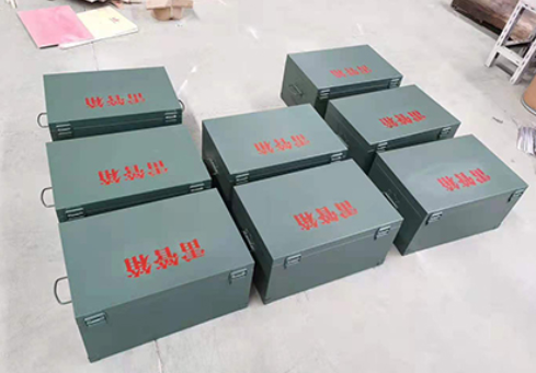 华安炸药箱和雷管箱一般是怎么存放的？