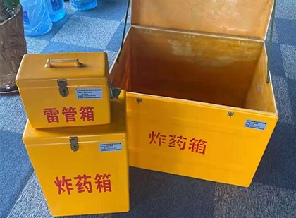 华安玻璃雷管箱生产标准全解析：安全、性能与合规的基石